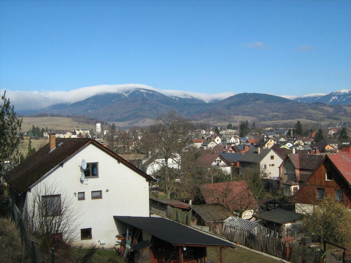 Vila Lom Велке Лосины Экстерьер фото